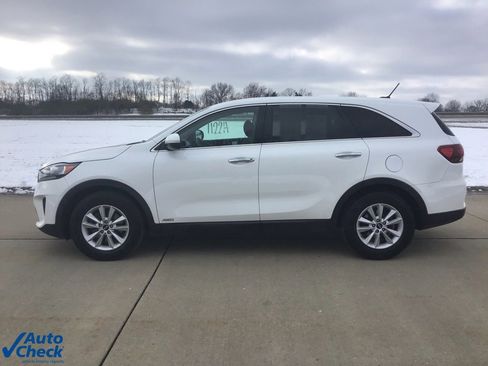 Used 2020 Kia Sorento LX image 8