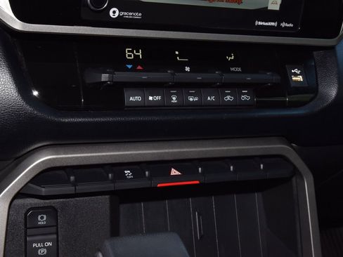 Used 2022 Toyota Tundra SR5 w/ Convenience Package image 29