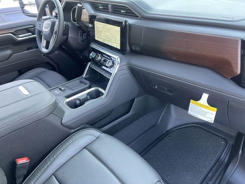 New 2026 GMC Sierra 2500 Denali w/ Denali Reserve Package AWD/4WD image 29