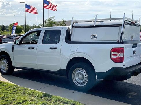 Used 2025 Ford Maverick XL FWD image 2