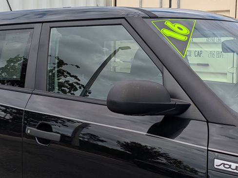 Used 2016 Kia Soul image 10