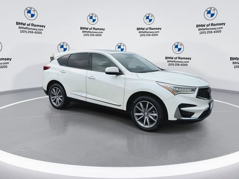 Used 2019 Acura RDX AWD w/ Technology Package image 2
