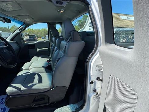 Used 2005 Ford F150 STX image 37