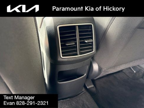 Used 2025 Kia Sportage LX FWD image 15