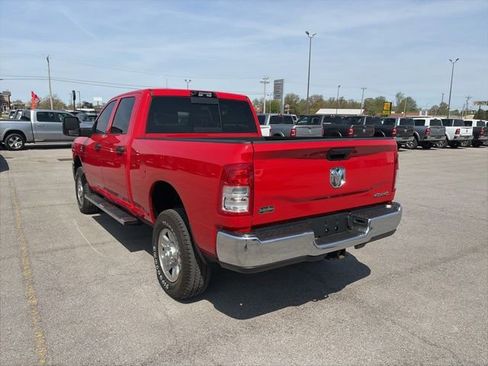 Used 2024 RAM 2500 Tradesman w/ Chrome Appearance Group AWD/4WD image 4