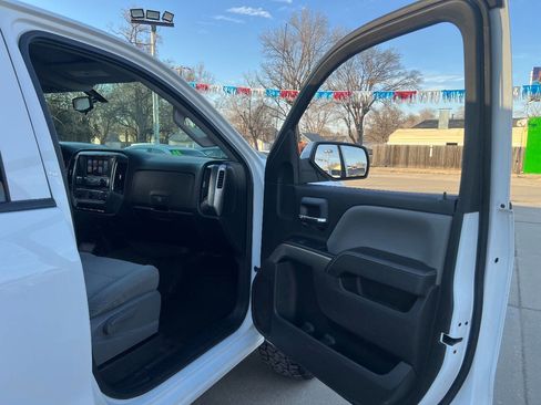 Used 2017 Chevrolet Silverado 1500 LT w/ All Star Edition image 16