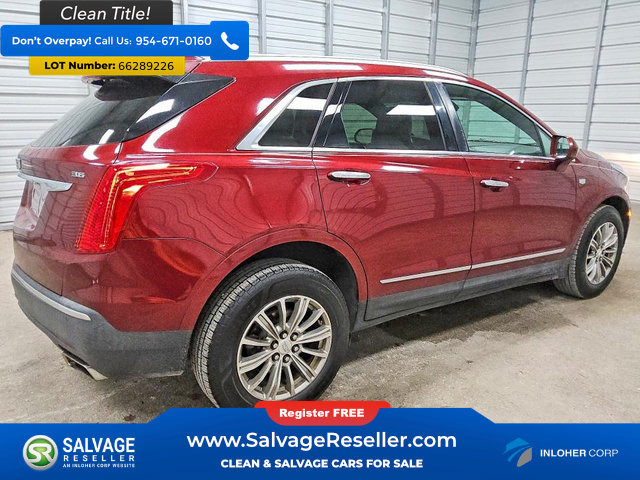 Used 2018 Cadillac XT5 Luxury w/ Driver Awareness Package FWD image 4