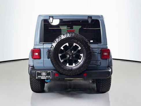 Used 2025 Jeep Wrangler Unlimited Rubicon 4xe AWD/4WD image 4