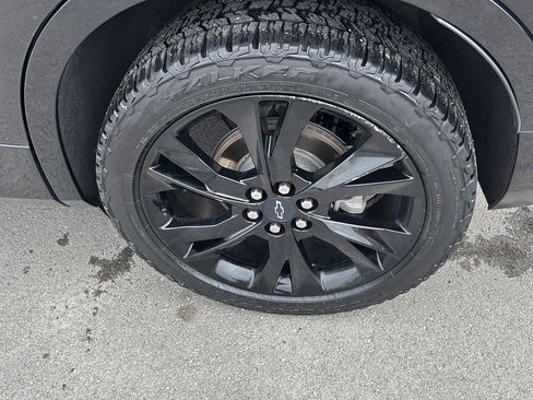 Used 2019 Chevrolet Blazer RS w/ Sun and Wheels Package AWD/4WD image 11