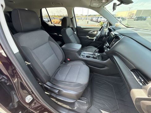 Used 2018 Chevrolet Traverse LT w/ LPO, Floor Liner Package image 25