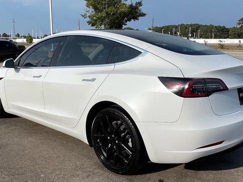 Used 2018 Tesla Model 3 Performance AWD/4WD image 3