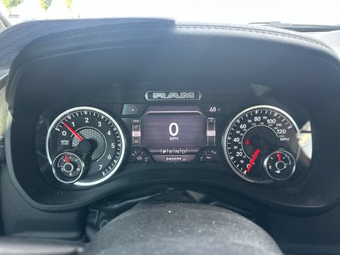 Used 2023 RAM 1500 Laramie AWD/4WD image 23