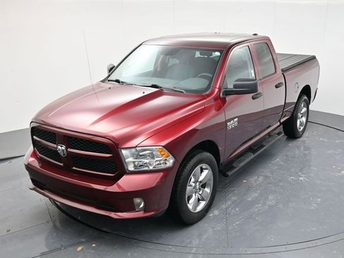 Used 2018 RAM 1500 Express w/ Express Value Package image 39