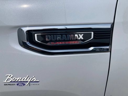 Used 2026 GMC Sierra 1500 SLT w/ SLT Premium Plus Package AWD/4WD image 5