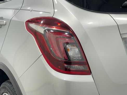 Used 2019 Buick Encore Essence image 33