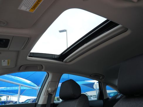 Used 2026 Honda Accord SE image 17