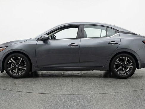 Used 2025 Nissan Sentra SV FWD image 5
