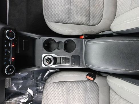 Used 2020 Ford Escape SE FWD image 32