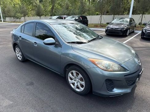 Used 2013 MAZDA MAZDA3 i Sport FWD image 3