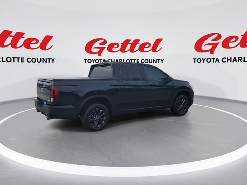 Used 2023 Honda Ridgeline Sport image 8