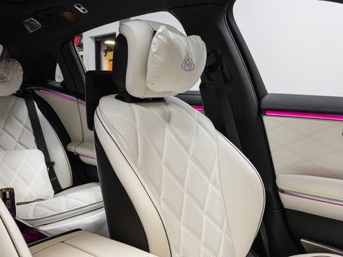 Used 2024 Mercedes-Benz Maybach S 680 4MATIC image 18