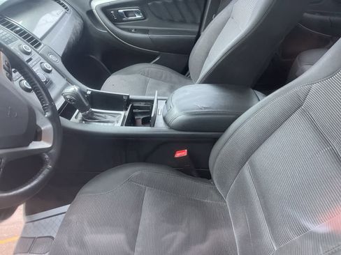 Used 2014 Ford Taurus SEL image 27