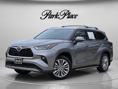 Used 2025 Toyota Highlander Platinum