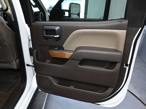 Used 2015 Chevrolet Silverado 3500 LTZ w/ Duramax Plus Package AWD/4WD image 33