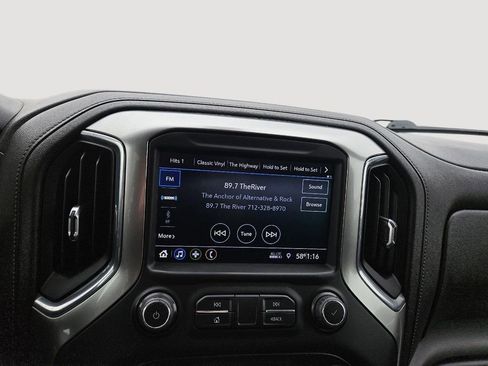 Used 2021 Chevrolet Silverado 1500 RST w/ Z71 Off-Road Package AWD/4WD image 16