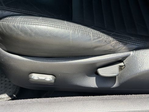 Used 2003 Ford Thunderbird RWD image 21