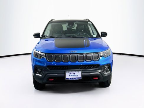 Used 2022 Jeep Compass Trailhawk w/ Sun and Sound Group AWD/4WD image 2