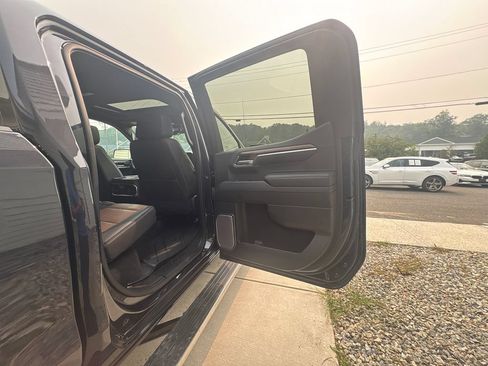 Used 2023 Chevrolet Silverado 1500 High Country w/ Technology Package AWD/4WD image 55