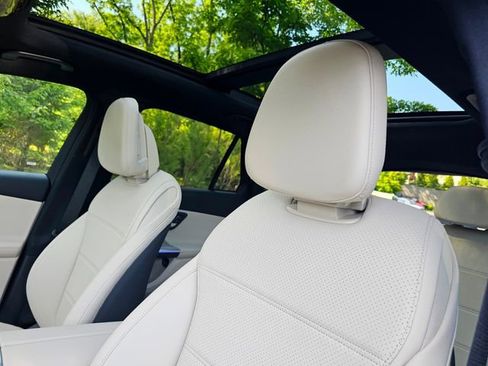 New 2026 Mercedes-Benz GLC 300 4MATIC image 17