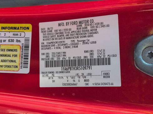Used 2024 Ford Mustang Coupe RWD image 26