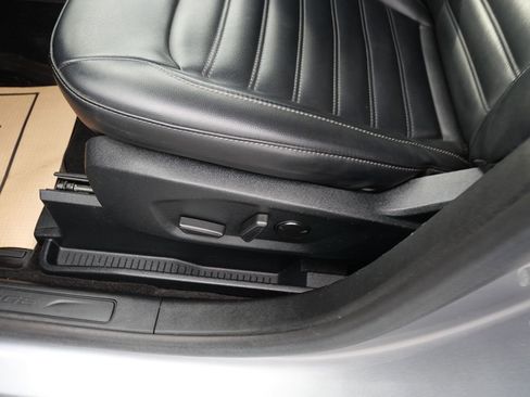 Used 2020 Ford Edge SEL w/ Convenience Package image 14