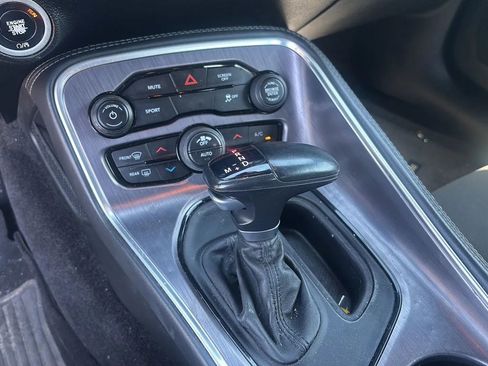 Used 2017 Dodge Challenger SXT RWD image 15
