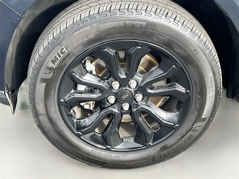 Used 2023 Ford Maverick XLT w/ Equipment Group 300A Standard image 29