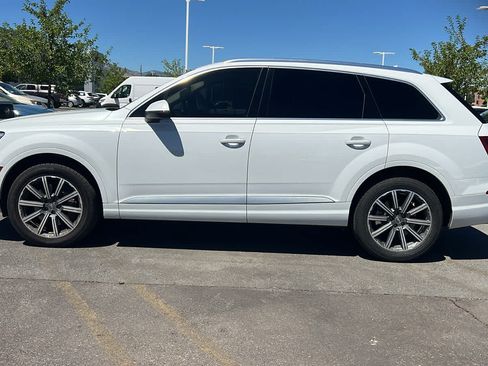 Used 2018 Audi Q7 2.0T Premium Plus w/ Premium Plus Package AWD/4WD image 8