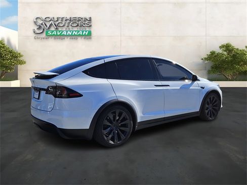 Used 2022 Tesla Model X image 5