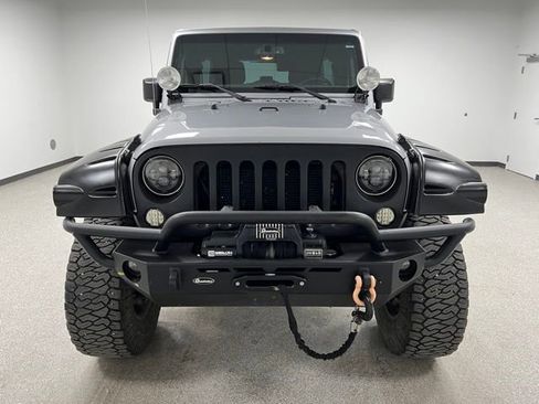 Used 2015 Jeep Wrangler Unlimited Sport w/ Quick Order Package 24S AWD/4WD image 3