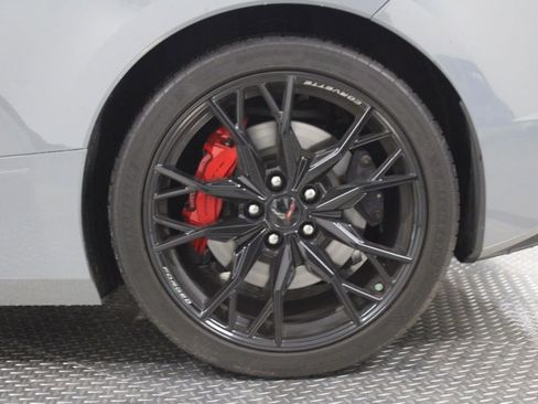 Used 2024 Chevrolet Corvette Stingray Preferred Cpe w/ Z51 Performance Package RWD image 16