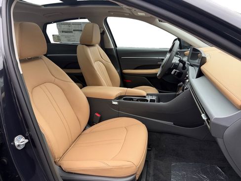 New 2026 Hyundai Sonata Limited FWD image 15