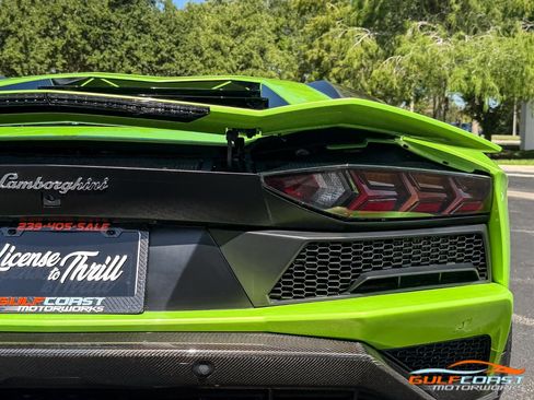 Used 2018 Lamborghini Aventador S AWD/4WD image 49