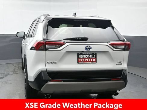 Used 2023 Toyota RAV4 XSE AWD/4WD image 5