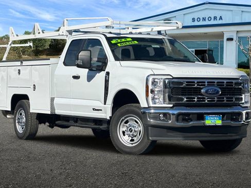 New 2026 Ford F350 XL w/ XL Chrome Package AWD/4WD image 2