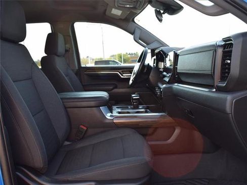 Used 2023 Chevrolet Silverado 1500 RST image 25