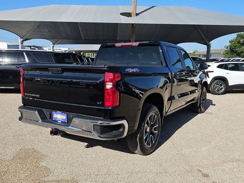 Used 2023 Chevrolet Silverado 1500 LT AWD/4WD image 7