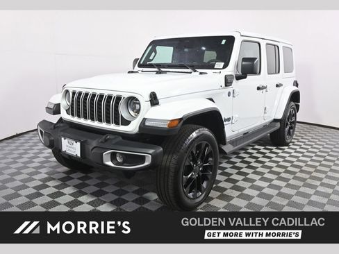 Used 2025 Jeep Wrangler Unlimited Sahara AWD/4WD image 1