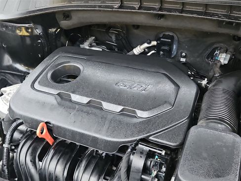 Used 2020 Kia Sorento LX image 14