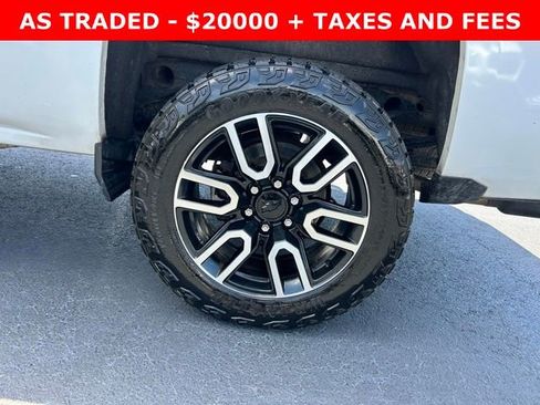 Used 2019 Chevrolet Silverado 1500 LT image 10